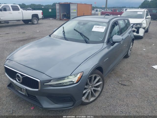 2020 VOLVO V60 YV1102EKXL2349034 Photo 1