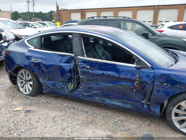2018 TESLA MODEL 3 5YJ3E1EB5JF187365 Photo 5
