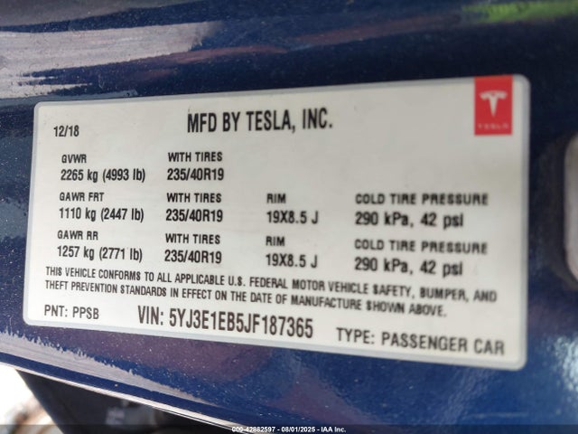 2018 TESLA MODEL 3 5YJ3E1EB5JF187365 Photo 8