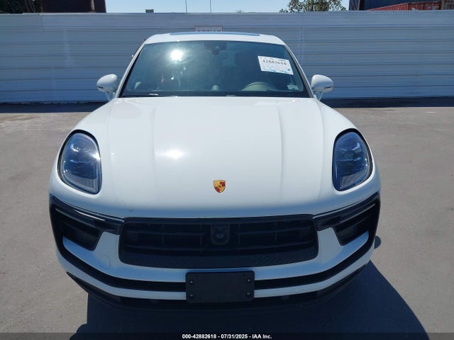 Porsche Macan 2023 WP1AA2A56PLB15605 Image 13