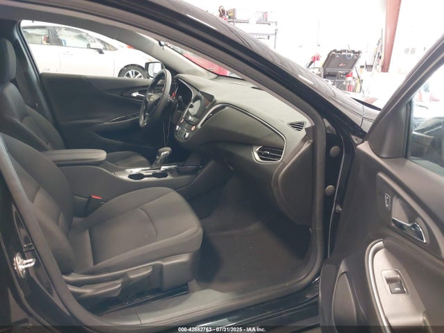 1G1ZD5ST9SF120579 Chevrolet lfv