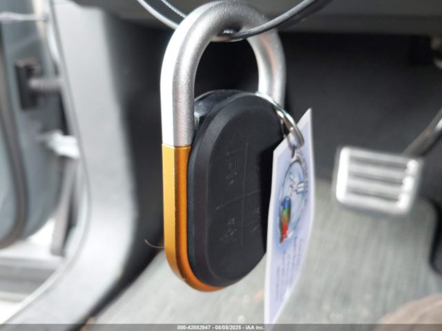 2023 RIVIAN R1T 7FCTGAAA4PN023777 Photo 10