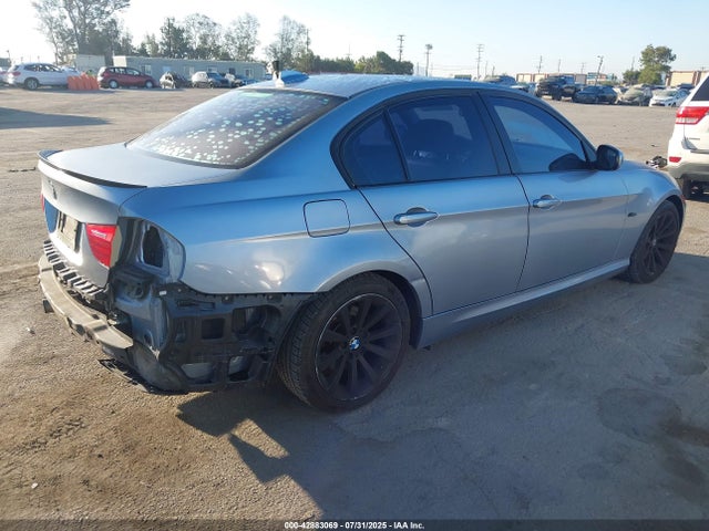 Продажа на аукционе авто 2011 Bmw 328i, vin: WBAPH5C50BF093501, номер лота: 42883069