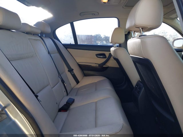 Продажа на аукционе авто 2011 Bmw 328i, vin: WBAPH5C50BF093501, номер лота: 42883069