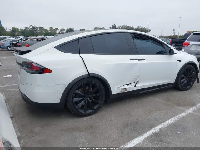 2017 TESLA MODEL X 5YJXCAE22HF061353 Photo 3