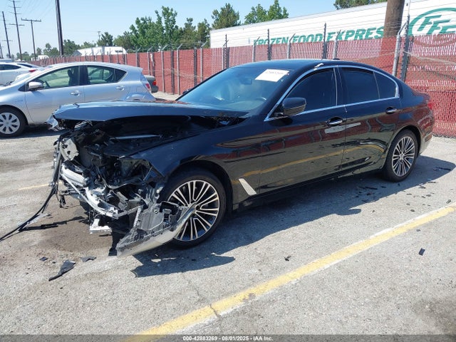 WBAJA5C54JWA38870 BMW 530I