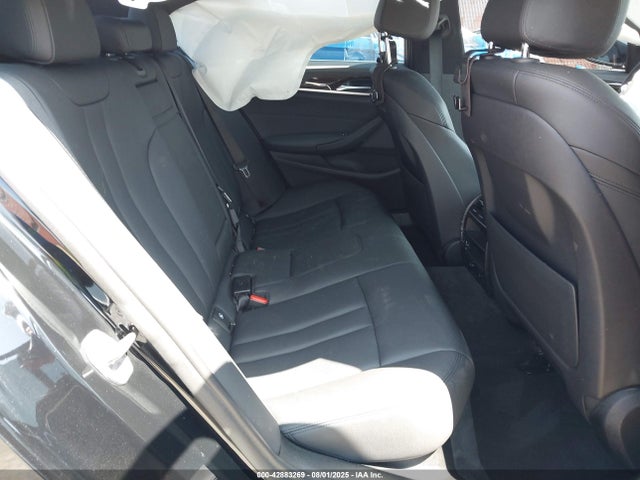 WBAJA5C54JWA38870 BMW 530I