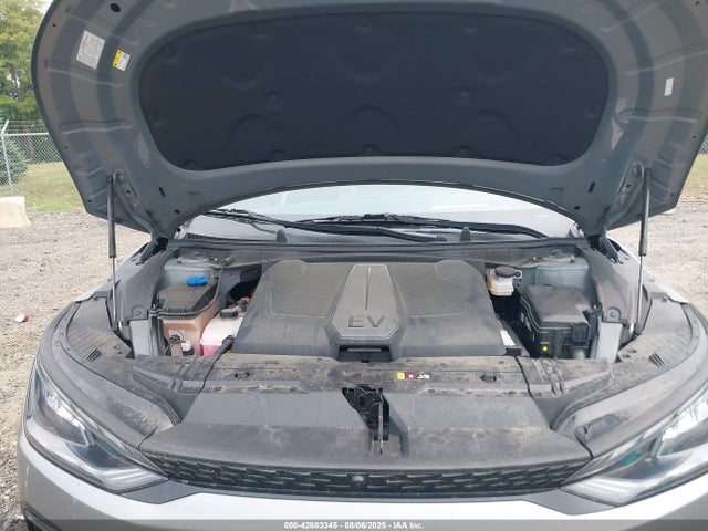 KIA EV6 2022 KNDC4DLC6N5049213 Image 10