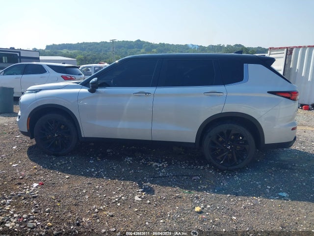 Mitsubishi Outlander 2023 JA4J4VA86PZ010610 Image 14