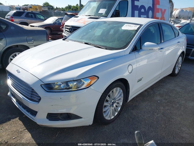 Ford 2014 2014 3FA6P0PU7ER306883 Image 2