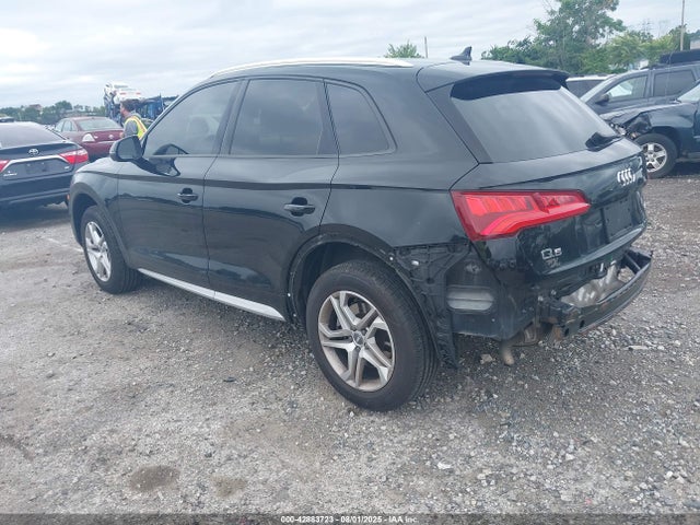 2018 AUDI Q5 WA1ANAFYXJ2125273 Photo 2