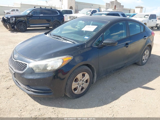 KIA Forte 2014 KNAFK4A6XE5199578 Image 2