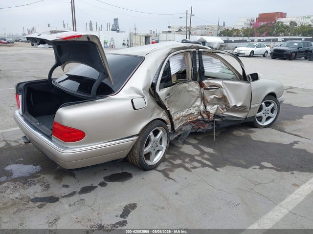 Auction sale of the 1999 Mercedes-benz E 320, vin: WDBJF65H0XA875182, lot number: 42883805