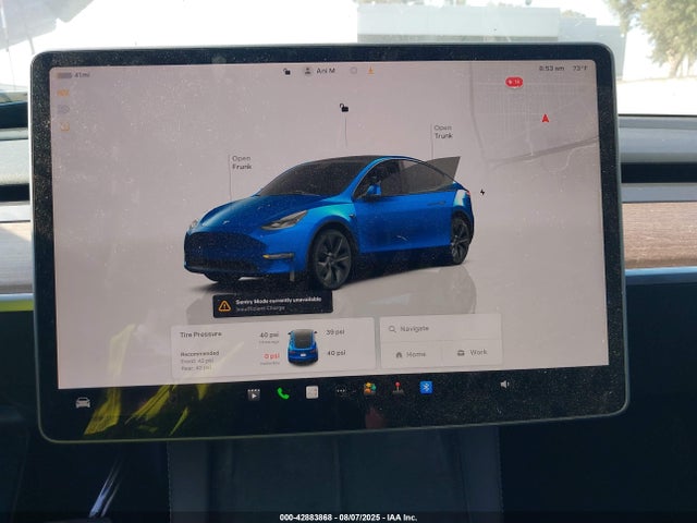 7SAYGDEE2RF121527 Tesla Model Y