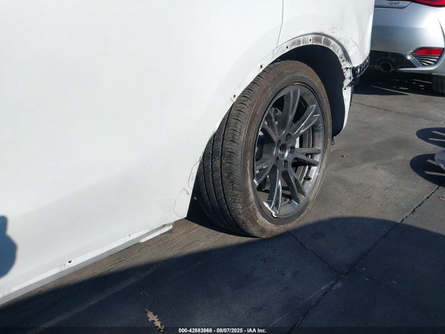 7SAYGDEE2RF121527 Tesla Model Y