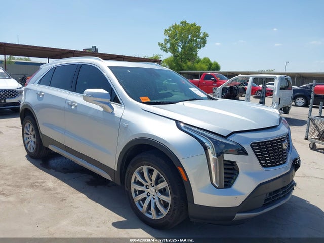 2021 CADILLAC XT4 1GYFZCR43MF084707 Photo 0