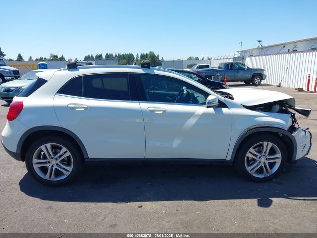 WDCTG4GB0FJ102919 Mercedes-Benz GLA-Class