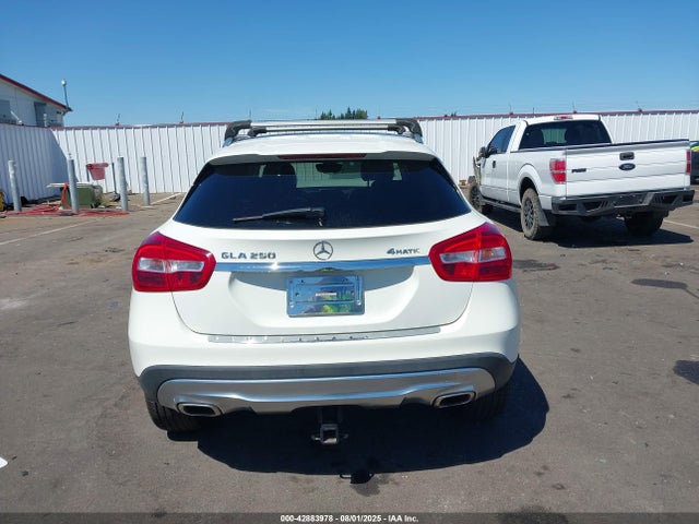 WDCTG4GB0FJ102919 Mercedes-Benz GLA-Class