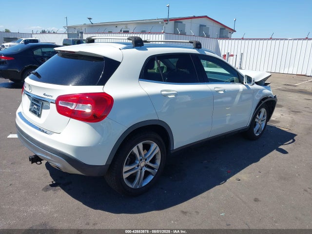 WDCTG4GB0FJ102919 Mercedes-Benz GLA-Class
