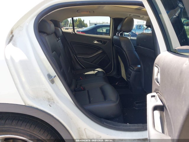WDCTG4GB0FJ102919 Mercedes-Benz GLA-Class