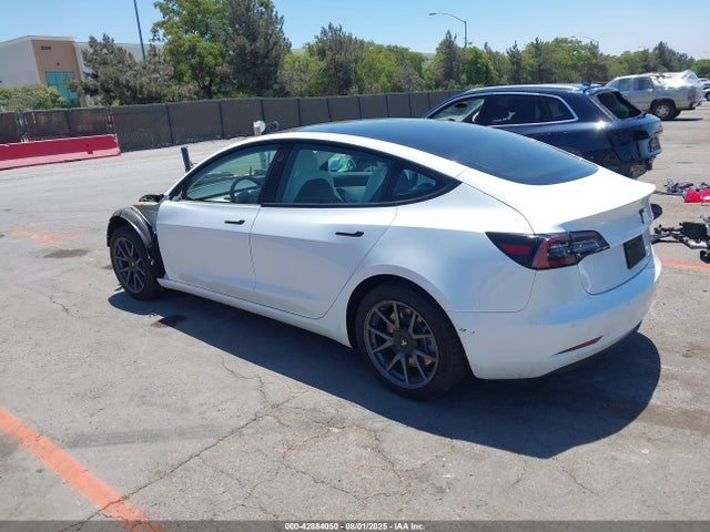 2019 TESLA MODEL 3 5YJ3E1EB1KF406811 Photo 2