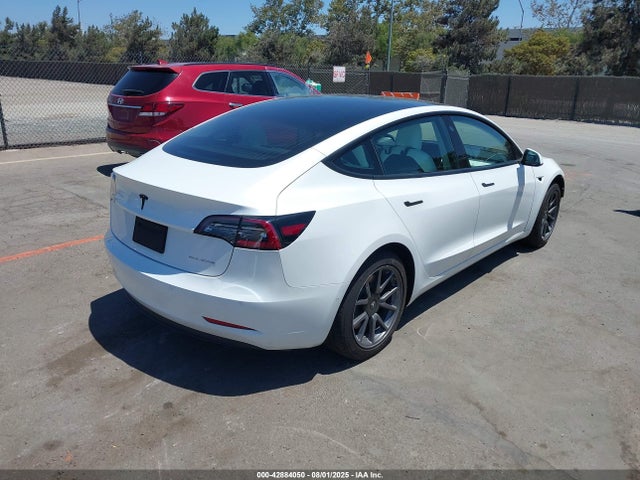 2019 TESLA MODEL 3 5YJ3E1EB1KF406811 Photo 3