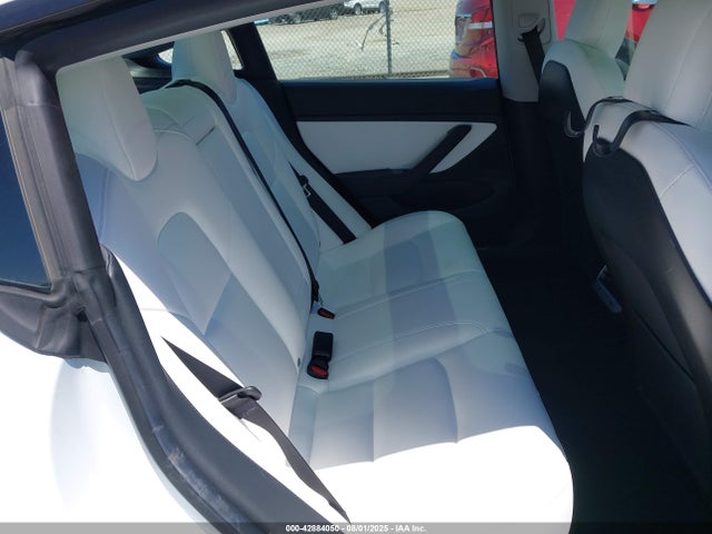 2019 TESLA MODEL 3 5YJ3E1EB1KF406811 Photo 7