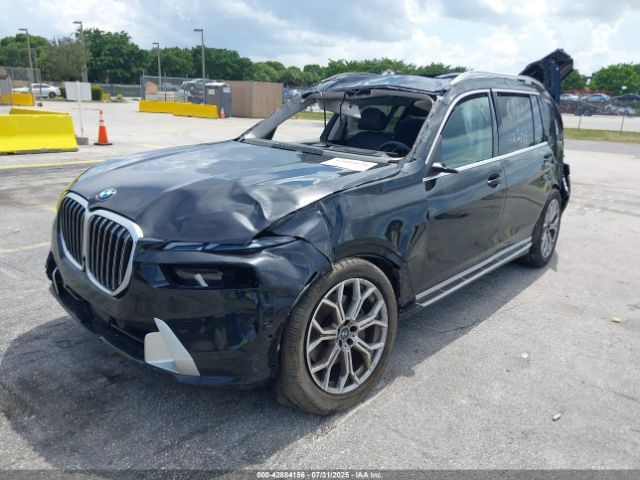 2025 BMW X7 5UX23EM08S9Y16412 Photo 1