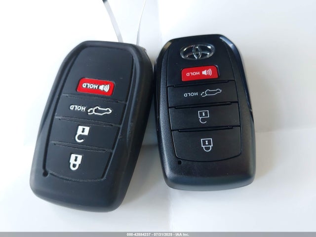 Toyota Grand Highlander Platinum 2024 5TDAAAB50RS008559 Image 11