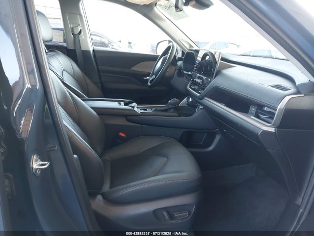 Toyota Grand Highlander Platinum 2024 5TDAAAB50RS008559 Image 5