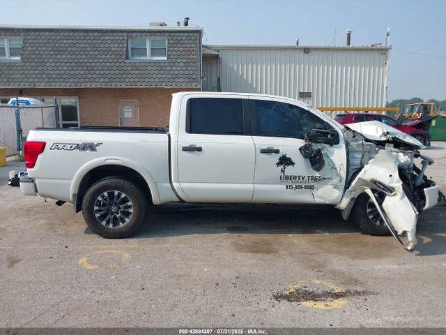 1N6AA1E59HN541474 Nissan Titan