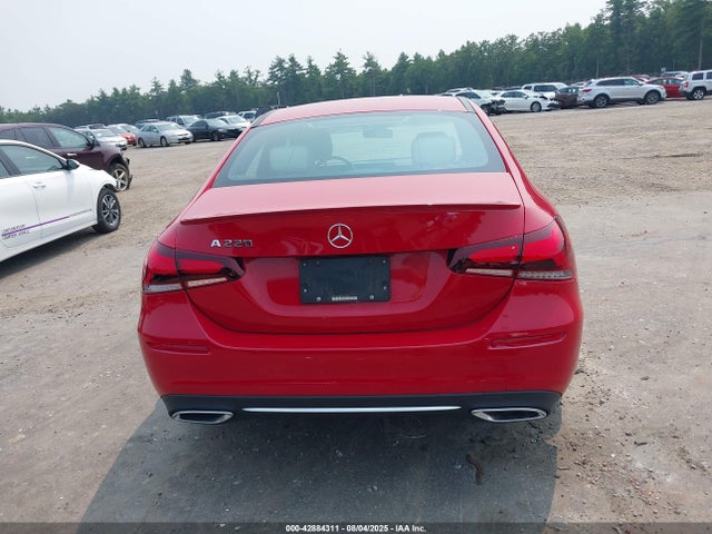 WDD3G4EB8LW041090 Mercedes-Benz m260