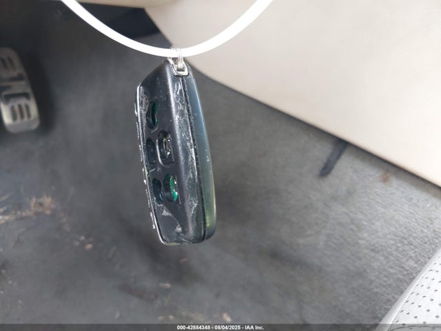 2011 JAGUAR XJ SAJWA2GB0BLV13441 Photo 10