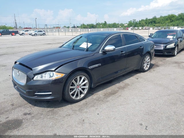 2011 JAGUAR XJ SAJWA2GB0BLV13441 Photo 1