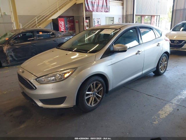 Ford 2016 2016 1FADP3K27GL234714 Image 2