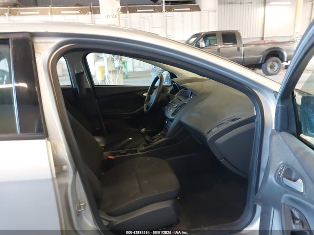 Ford 2016 2016 1FADP3K27GL234714 Image 5