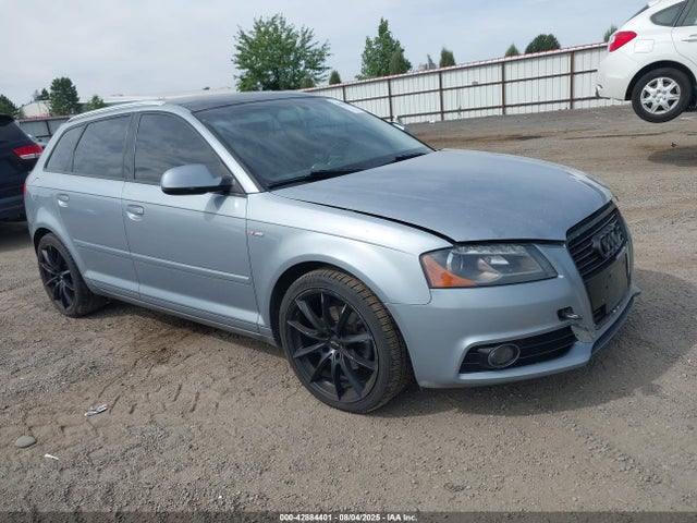 2011 AUDI A3 WAUKJAFM6BA041202 Photo 0