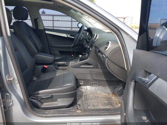 2011 AUDI A3 WAUKJAFM6BA041202 Photo 4