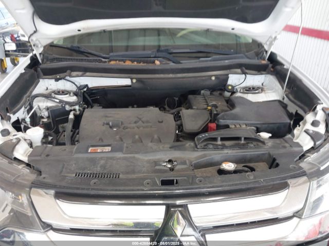 2016 MITSUBISHI OUTLANDER JA4AD3A33GZ013599 Photo 9