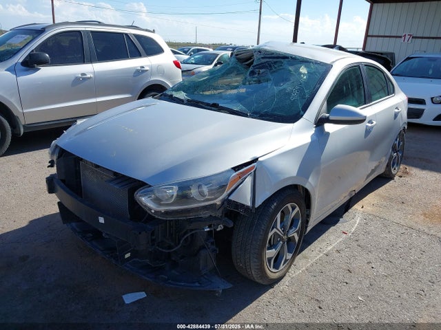 KIA mpi nu 2021 3KPF24AD6ME413695 Image 2