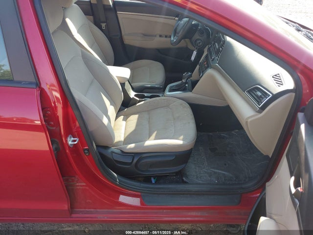 KMHD74LF1HU123827 Hyundai 2017
