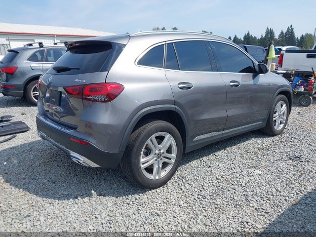 W1N4N4HB6MJ211454 Mercedes-Benz m260