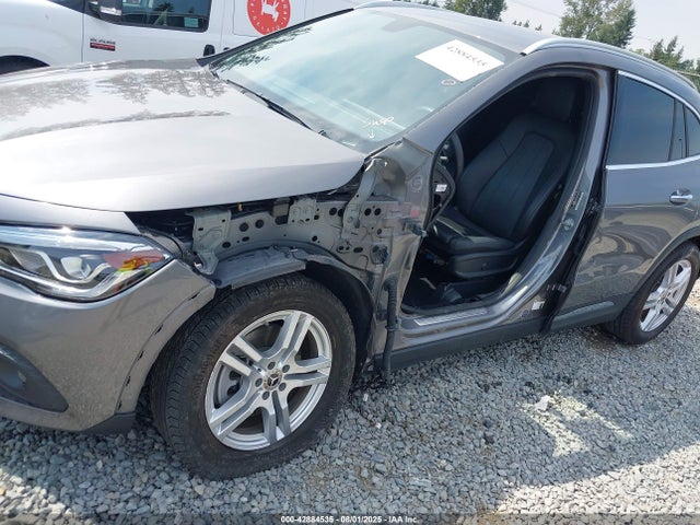 W1N4N4HB6MJ211454 Mercedes-Benz m260
