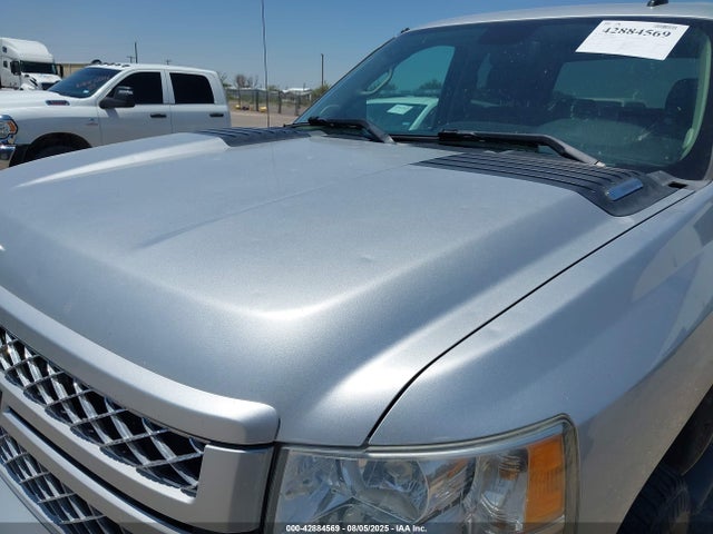 1GC1KXC87EF110864 Chevrolet lml