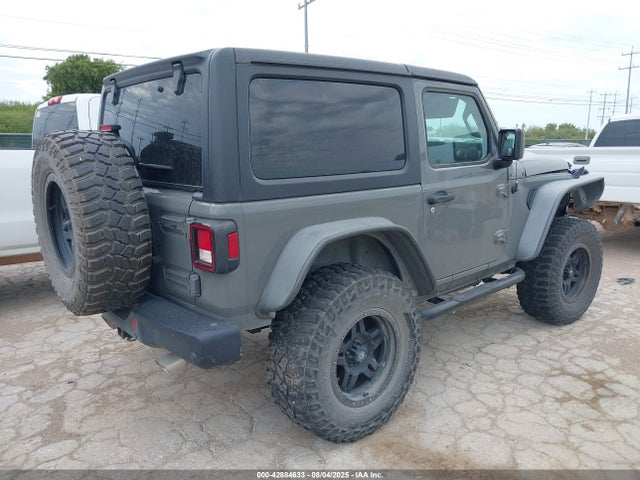 1C4GJXAG5JW312443 Jeep Wrangler