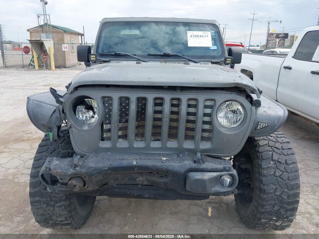 1C4GJXAG5JW312443 Jeep Wrangler