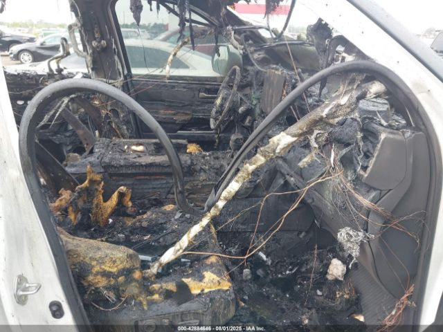 2023 TOYOTA TUNDRA HYBRID 5TFJC5DB4PX035193 Photo 4