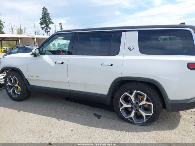 Rivian R1s 2024 7PDSGABA0RN043522 Image 15