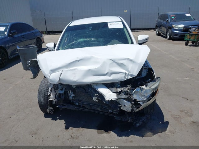 3MYDLBYV7KY521862 Toyota p5v