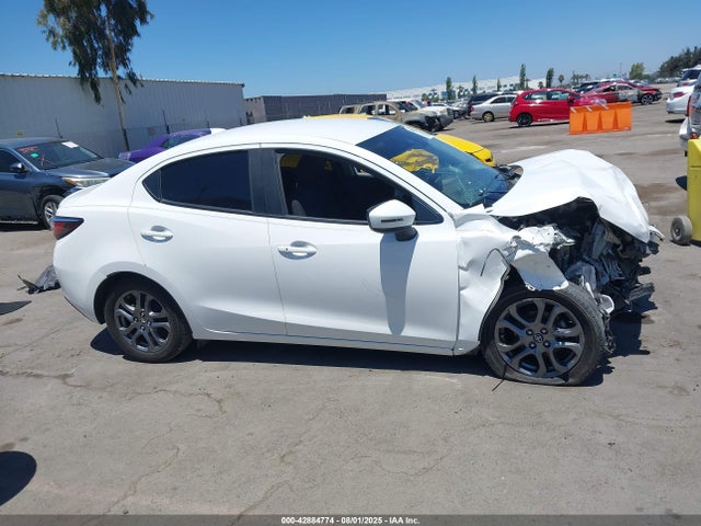 3MYDLBYV7KY521862 Toyota p5v